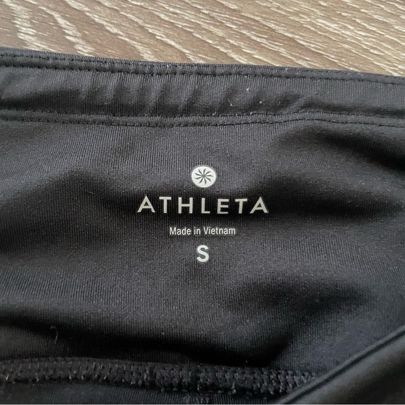 Athleta Mesh‎ Capri leggings Size Small Black - Picture 5 of 10